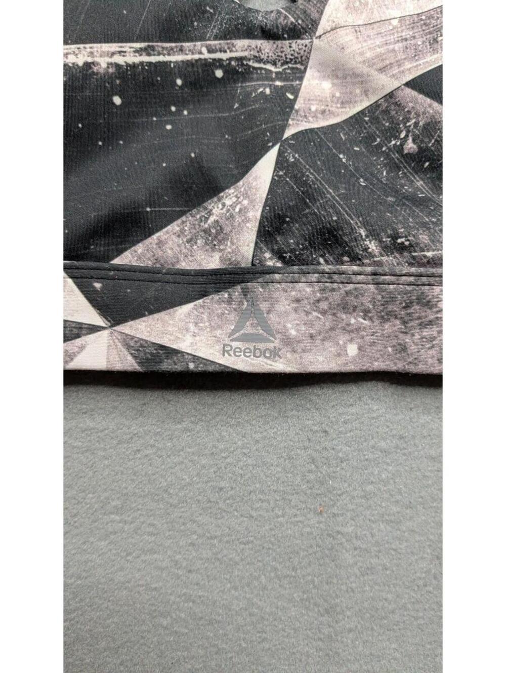 Reebok Sports Bra Womens S Black Geometric Print Strappy Crossback Yoga Workout - Picture 3 of 6